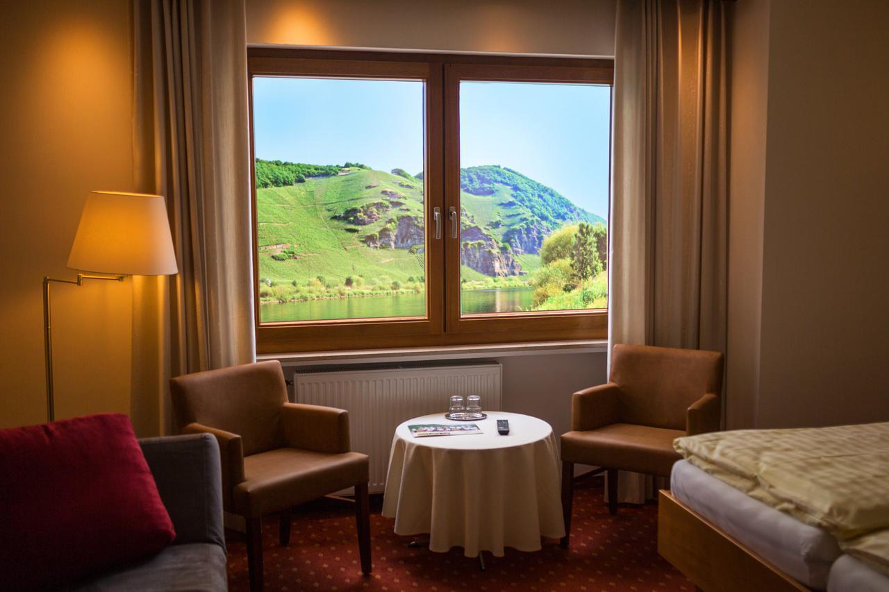 Hotel Zehnthof Ürzig Eksteriør billede