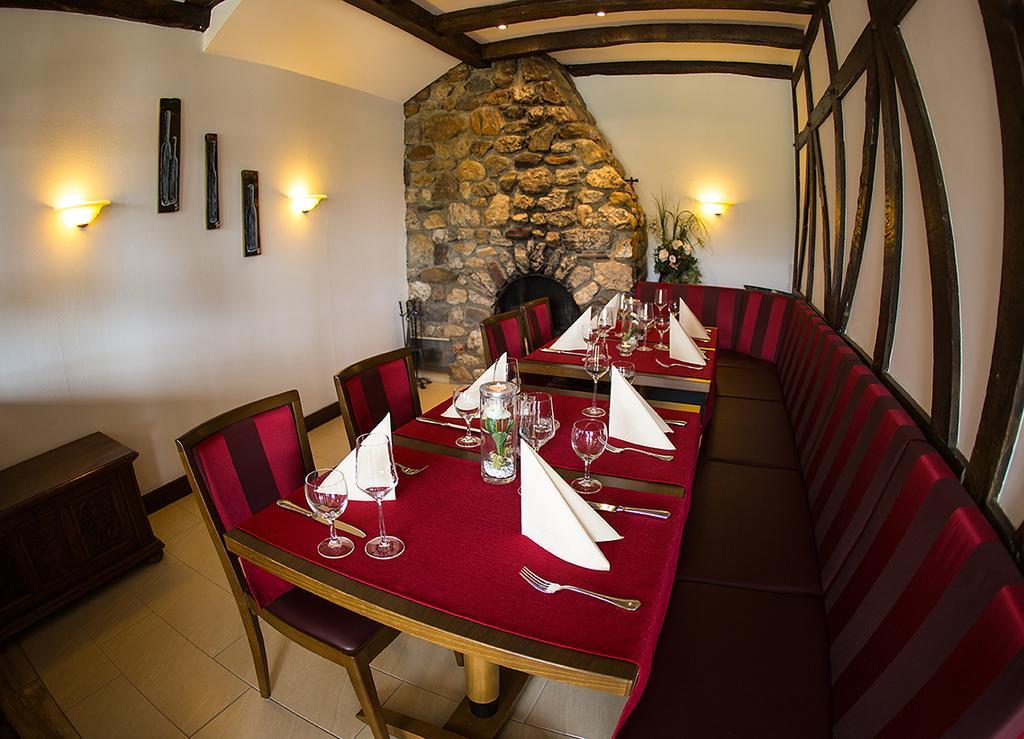 Hotel Zehnthof Ürzig Eksteriør billede